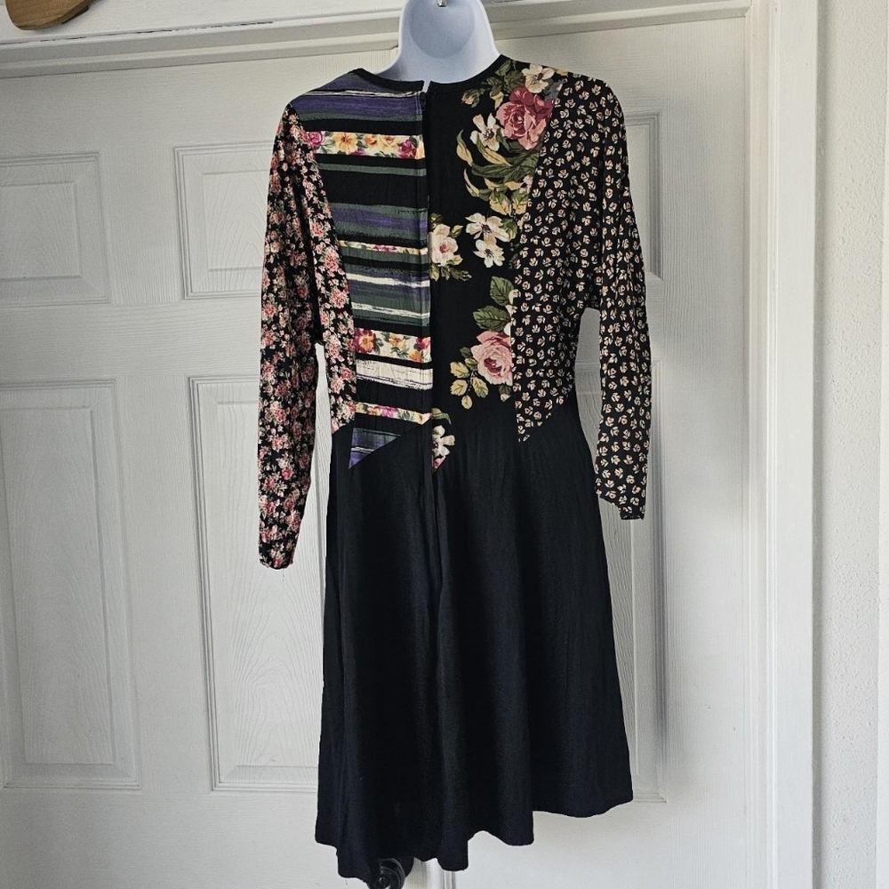 Vtg 90s whimsigoth floral knee length dressSize 8 - Picture 3 of 4